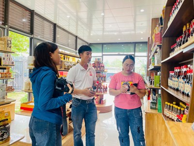 Quảng Ngãi tập trung đưa sản phẩm OCOP lên sàn thương mại điện tử