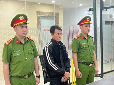 Bắt tạm giam vợ chồng lừa đảo, chiếm đoạt trên 61 tỉ đồng