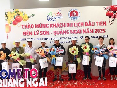 Đảo Lý Sơn đón những vị khách “xông đất” đầu năm mới 2025
