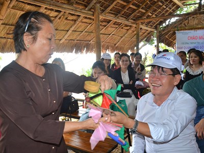 Từ trò chơi dân gian… trở thành “đặc sản” du lịch