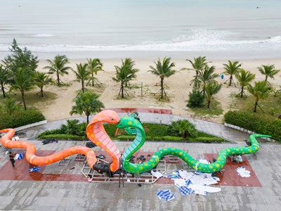 Điểm check-in mới lạ cho du khách khi đến bãi biển Mỹ Khê