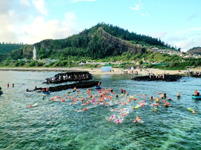 Hơn 400 vận động viên đăng ký Giải Bơi vượt biển Lý Sơn