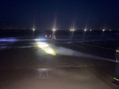 Nỗ lực tìm kiếm 4 học sinh bị đuối nước