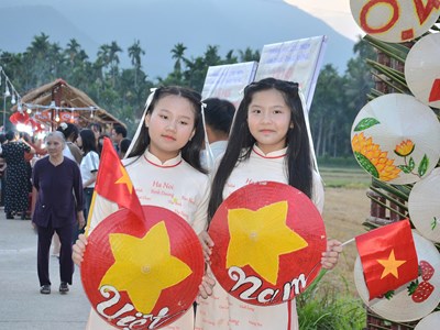 Quảng Ngãi đón khoảng 231 nghìn lượt khách trong dịp lễ