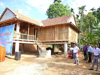 Hiện thực hóa giấc mơ an cư cho đồng bào Ca Dong 