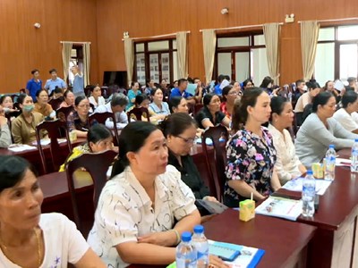 Lý Sơn chú trọng công tác đào tạo, định hướng nghề nghiệp