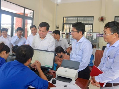 Bộ máy chính quyền mới vận hành ổn định, phục vụ nhân dân tốt hơn