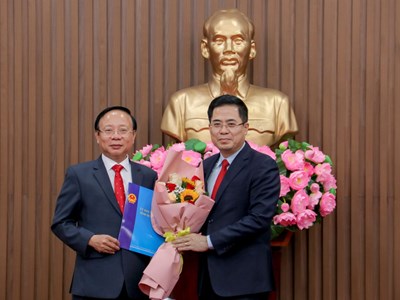 Quảng Ngãi có tân Ban Quản lý KKT Dung Quất và các KCN