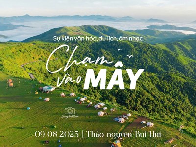 Đêm nhạc “Chạm vào mây” ở xã  Đặng Thuỳ Trâm