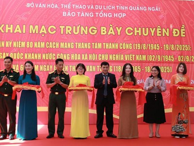 Khai mạc trưng bày chuyên đề nhân kỷ niệm 80 năm Cách mạng Tháng Tám và Quốc khánh 2.9