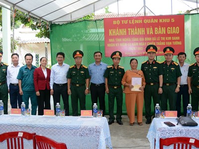 Nhiều hoạt động ý nghĩa kỉ niệm 60 năm Chiến thắng Vạn Tường