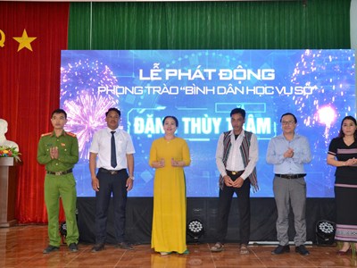 Chuyển đổi số đến gần với người dân miền núi