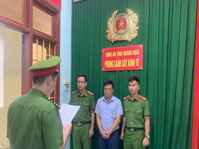 Khởi tố hai bị can liên quan vụ chôn lấp hơn 117 tấn chất thải nguy hại