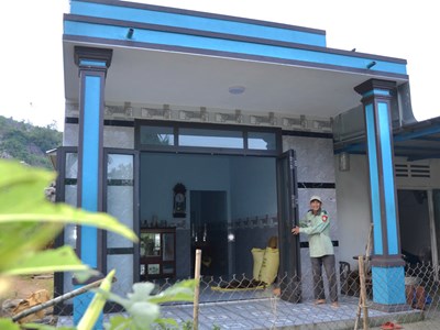 Hỗ trợ nhà ở, sinh kế giúp người nghèo phát triển sản xuất