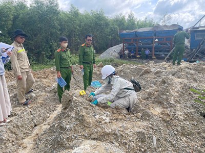 Phát hiện doanh nghiệp đổ trái phép hơn 700 tấn chất thải