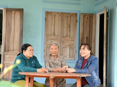 “Cánh tay nối dài” trong công tác giảm nghèo ở Mộ Đức