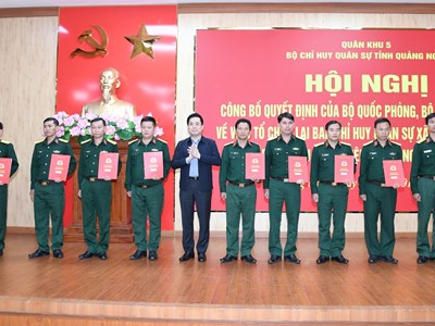 Quảng Ngãi điều động, bổ nhiệm sĩ quan Quân đội về cơ sở