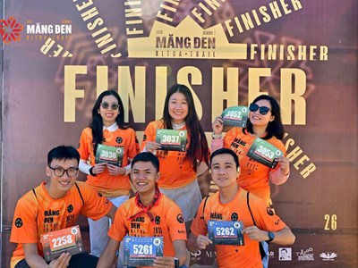 Chạy giữa đại ngàn, chạm vào vẻ đẹp xanh của Quảng Ngãi