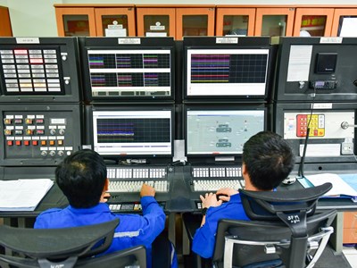 Những người “trực Tết” nơi Dung Quất và sứ mệnh giữ nhịp xăng dầu ngày Xuân