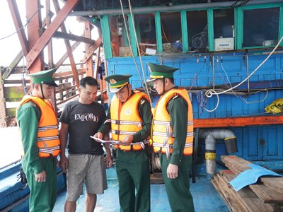 Siết chặt quản lý tàu cá, quyết tâm gỡ “thẻ vàng” IUU