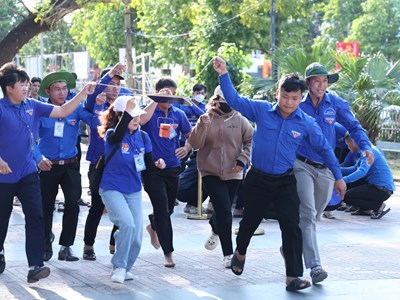 Quảng Ngãi: Hội trại kỷ niệm 95 năm Ngày thành lập Đoàn TNCS Hồ Chí Minh 
