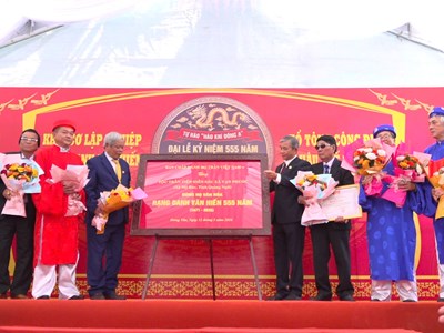 Kỷ niệm 555 năm khai cơ lập nghiệp dòng họ Trần Tiền hiền Sáu xã Vạn Phước