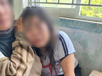 Mâu thuẫn từ em gái, anh trai rủ bạn chặn đường đánh nữ sinh lớp 7 nhập viện