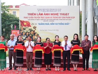 Khai mạc triển lãm “Quảng Ngãi – Niềm vui thống nhất”