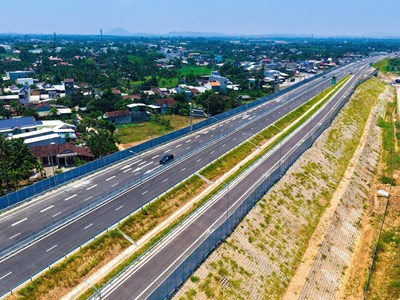 Thông xe cao tốc Quảng Ngãi – Hoài Nhơn, giai đoạn đầu chưa thu phí