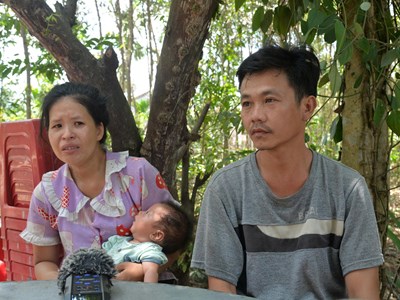 Ba đứa trẻ mãi không trở về sau buổi tắm sông đầu hè