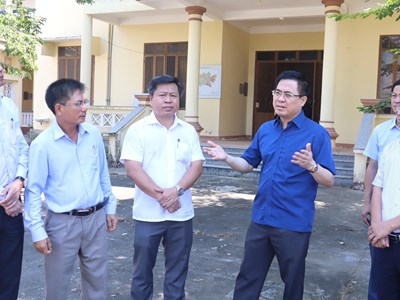 Quảng Ngãi kiểm tra, đẩy nhanh xử lý trụ sở công dôi dư sau sáp nhập