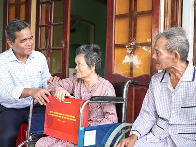Quảng Ngãi chăm lo người có công bằng những việc làm thiết thực