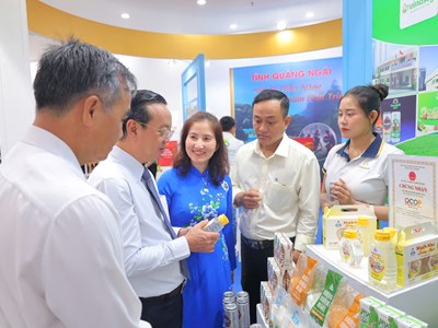 Sắc màu đặc sản hội tụ, kết nối OCOP liên vùng