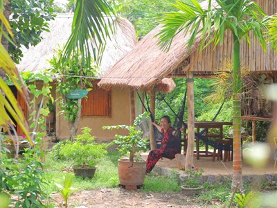 Về Gò Cỏ ngủ nhà tranh, nghe biển kể chuyện