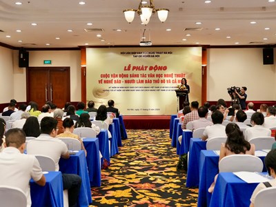 Sáng tác văn học nghệ thuật về nghề báo 