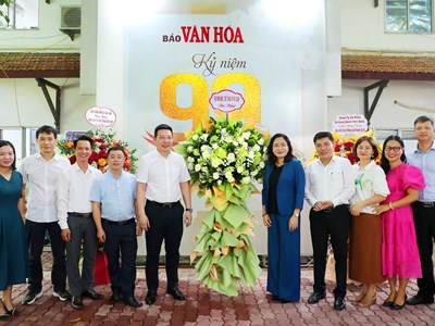 Thứ trưởng Trịnh Thị Thủy chúc mừng Báo Văn Hóa nhân kỷ niệm 99 năm Ngày Báo chí Cách mạng Việt Nam