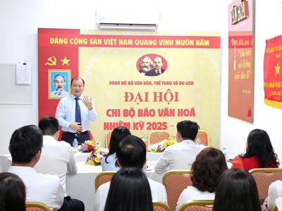 Khơi dậy khát vọng phát triển, nâng tầm thương hiệu Báo Văn Hóa