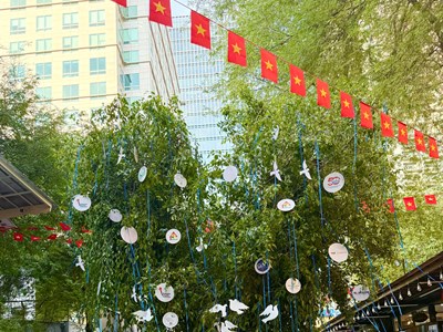  Chắp cánh thư nhắn gửi ước vọng về thế giới hòa bình