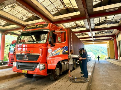 Không có vùng ngoại lệ cho hàng giả, hàng nhái tại Quảng Bình