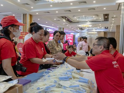  Nghĩa tình trong từng giọt máu