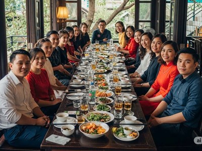 Lo lắng vì chồng đi họp lớp sẽ gặp lại “mối tình đầu” vừa xinh đẹp, thành đạt mà vẫn chưa lập gia đình