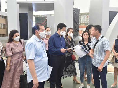 Phó Thủ tướng Mai Văn Chính “chấm điểm” tiến độ thi công các đơn vị tham gia Triển lãm Thành tựu đất nước