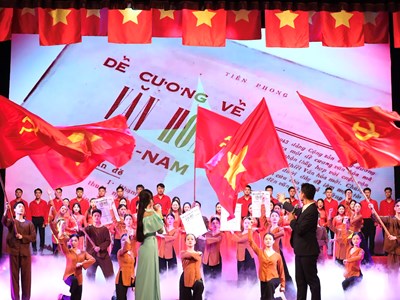 Các chương trình nghệ thuật của Bộ VHTTDL dịp Đại lễ phải đảm bảo chất lượng cao, tạo dấu ấn mạnh mẽ, có sức lan tỏa 