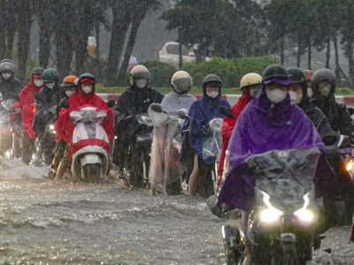  Vì sao Hà Nội cứ mưa lớn là ngập?