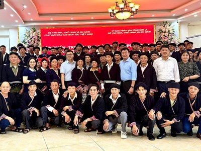  Phát huy nghệ thuật dân ca, dân vũ dân tộc Dao