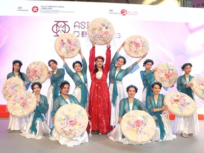  Khi văn hóa là cầu nối quan hệ quốc tế