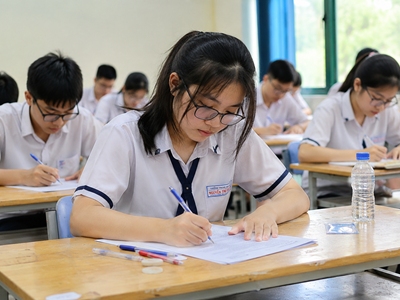 TP.HCM chốt kế hoạch thi lớp 10 năm 2026, dự kiến gần 80% thí sinh đỗ công lập