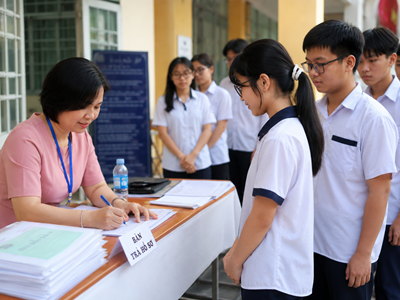 Trúng tuyển lớp 10 công lập Hà Nội, đừng quên bước quan trọng từ ngày 25-27.6