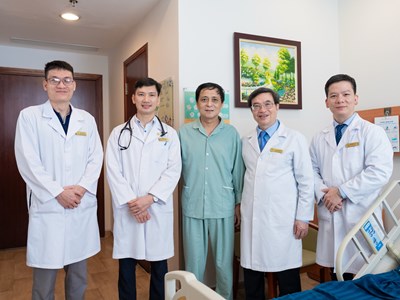 Ca đại phẫu kéo dài hơn 8 giờ giải cứu bệnh nhân mắc ung thư kép