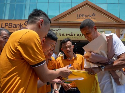 Siêu sao Rivaldo, Dunga góp phần quảng bá cho du lịch Việt Nam